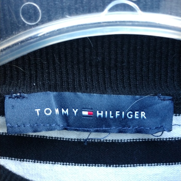 Tommy Hilfiger black & white sweater - Picture 4 of 6